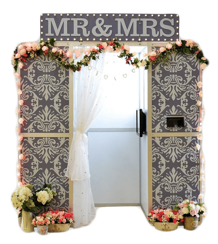 Picture of the mr & mrs wedding photo booth
